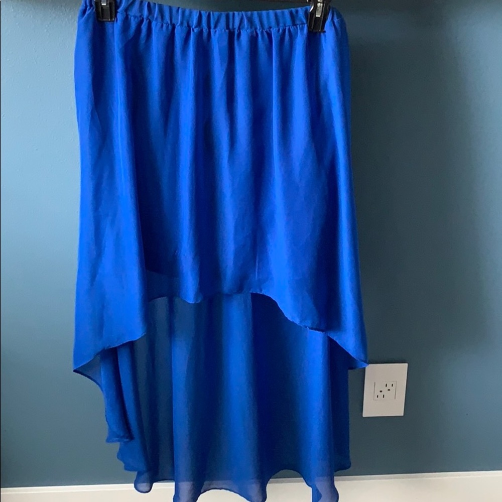 True blue skirt!